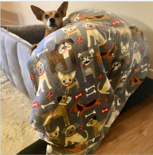 Grey Dogs Fleece Print Blanket
